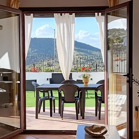 Casa Brocca - Relaxing Veranda Welcomely Prázdninový dům Budoni